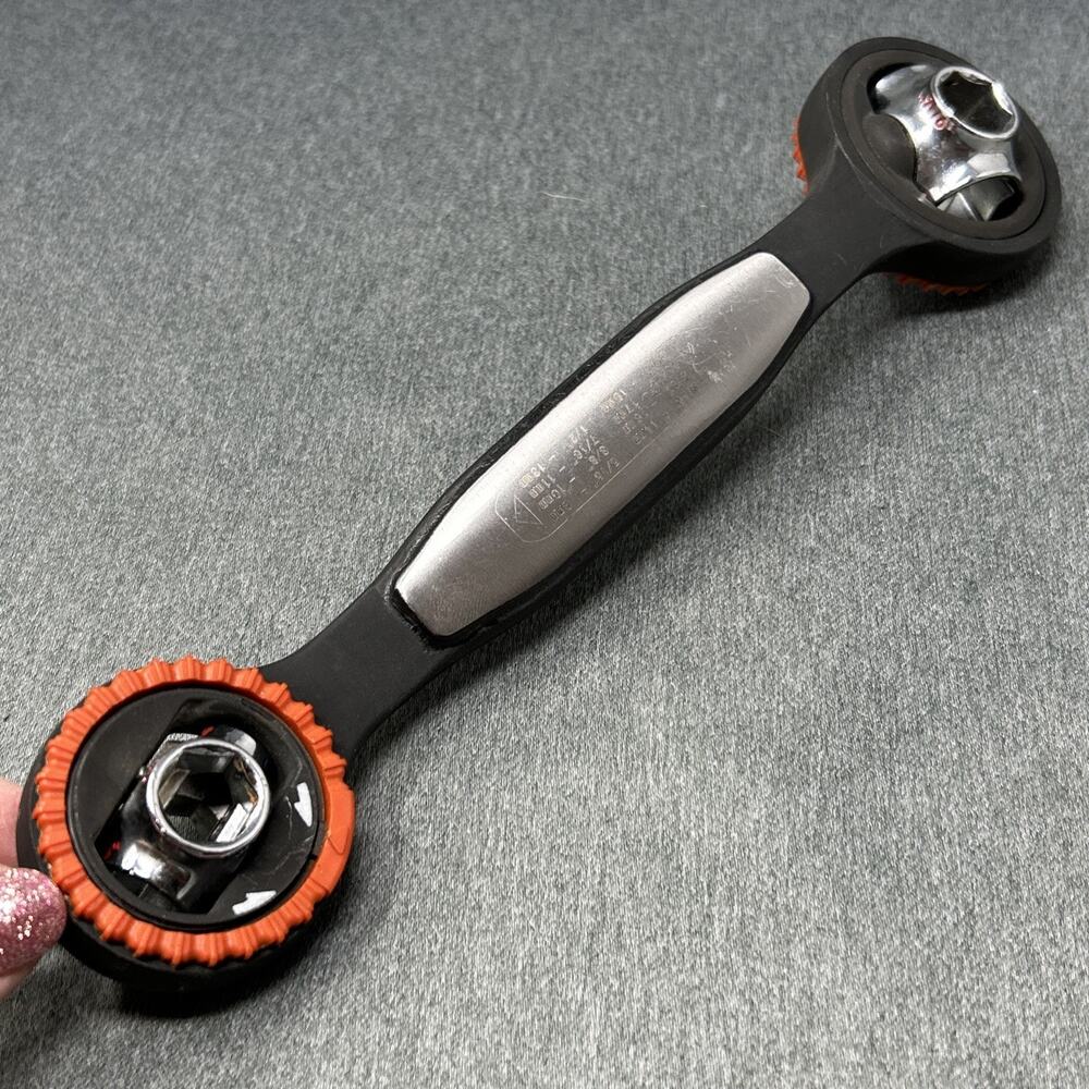 Black & Decker RRW100 Ratcheting ReadyWrench 16-in-1 Multi Wrench SAE Metric